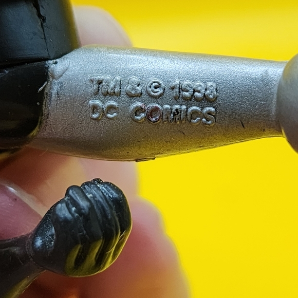 1998 DC Comics 3 Batman Figures Animated Series New Batman 4.5" - Picture 6 of 6